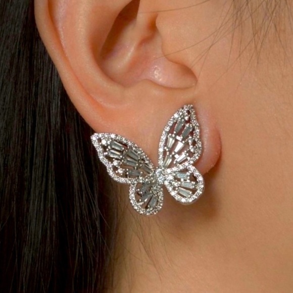 925 Silver Butterfly Earrings - Picture 1 of 4